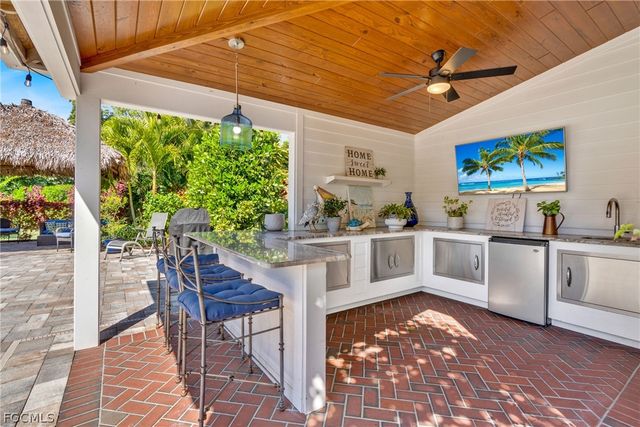 13672 Pine Villa LN, Fort Myers, FL 33912