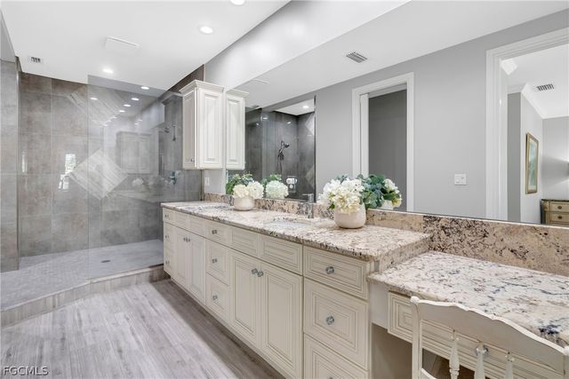 13672 Pine Villa LN, Fort Myers, FL 33912