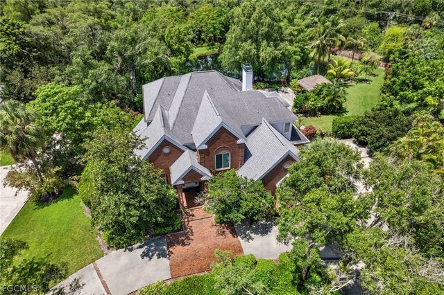 13672 Pine Villa LN, Fort Myers, FL 33912