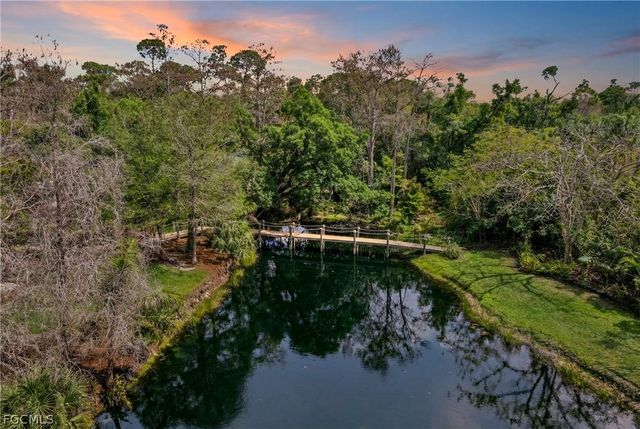 13672 Pine Villa LN, Fort Myers, FL 33912