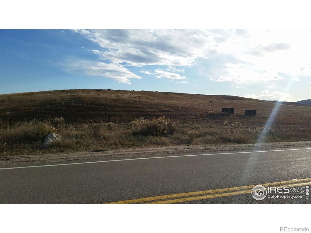 Image 5 of property listing at Address unavailable.