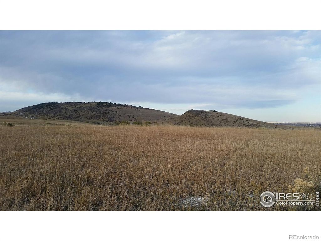 Image 8 of property listing at Address unavailable.