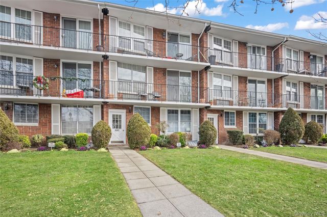 9985 Shore Road 14B, Brooklyn, NY 11209