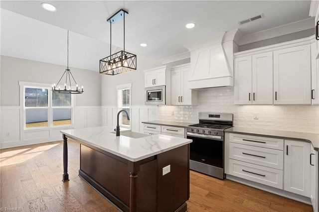 3912 Wynne Brook Court, High Point, NC 27265