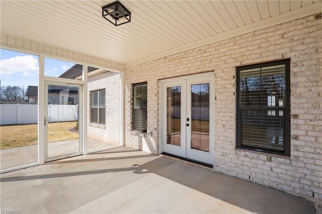 3912 Wynne Brook Court, High Point, NC 27265