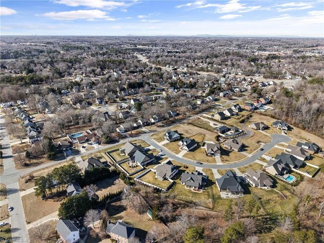 3912 Wynne Brook Court, High Point, NC 27265