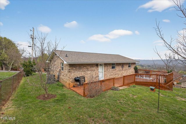 417 Kingsley Avenue, Kingsport, TN 37660