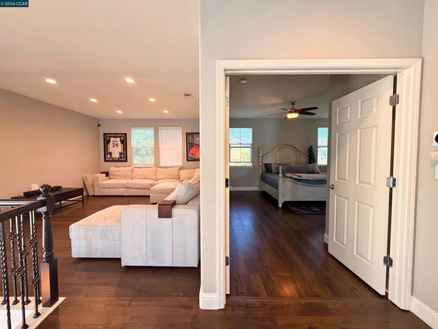 49 Nettle Ct, Oakley, CA 94561