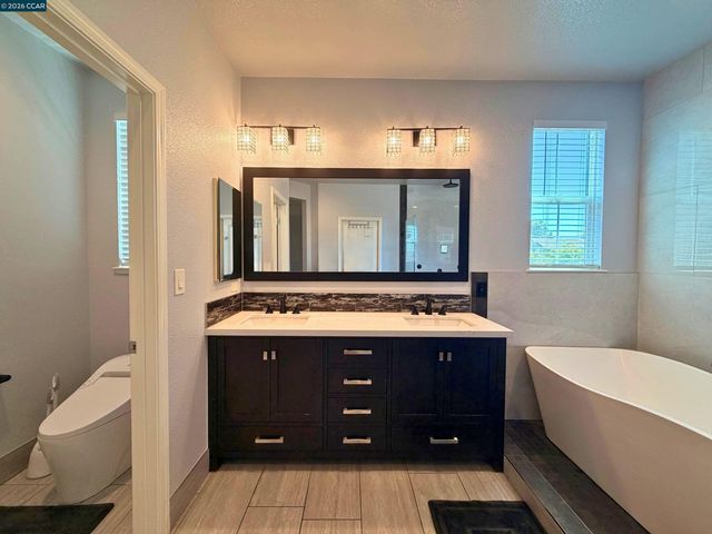 49 Nettle Ct, Oakley, CA 94561