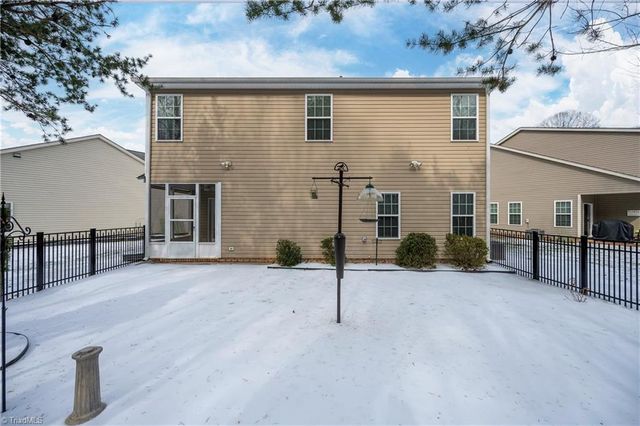 7036 Woodside Forest Circle, Lewisville, NC 27023