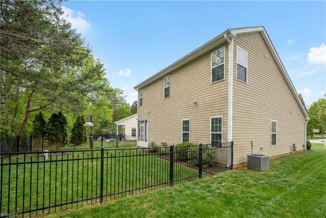 7036 Woodside Forest Circle, Lewisville, NC 27023