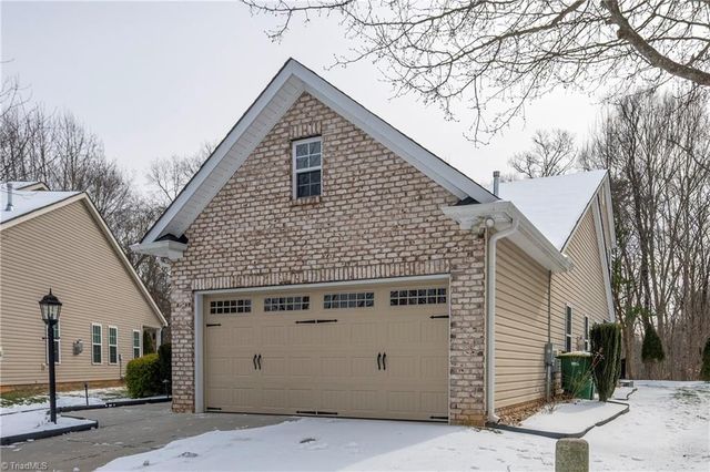 7036 Woodside Forest Circle, Lewisville, NC 27023