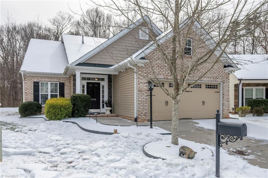 7036 Woodside Forest Circle, Lewisville, NC 27023