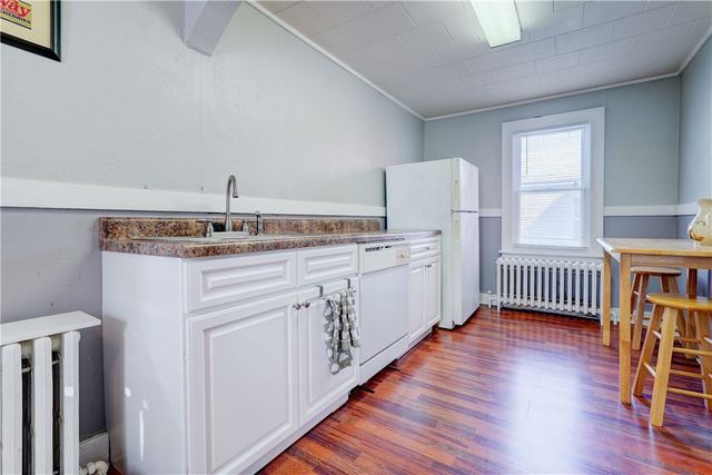 122 Clearview Rd, Greece, NY 14616