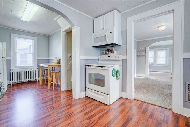 122 Clearview Rd, Greece, NY 14616