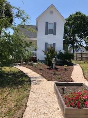 4007 E Oak Island Drive, Oak Island, NC 28465