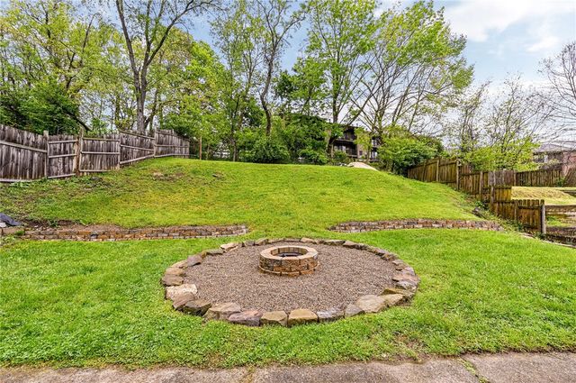 305 Victoria Drive, Monroeville, PA 15146