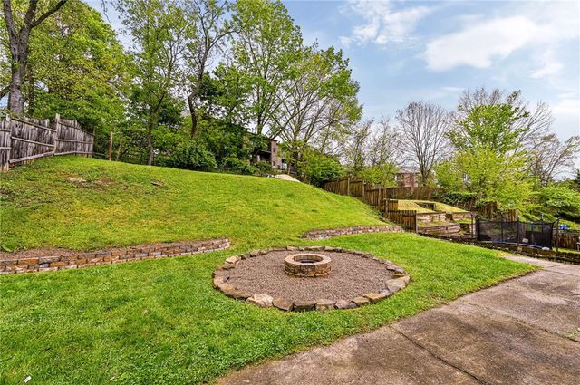 305 Victoria Drive, Monroeville, PA 15146