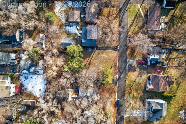 000 Westwood, Troy, MI 48083