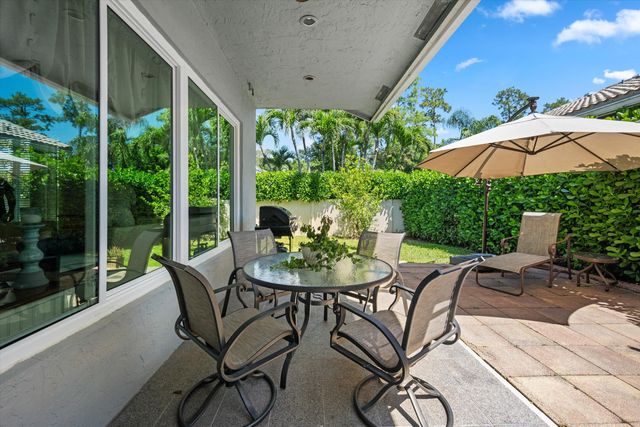 1110 Aviary Road, Wellington, FL 33414