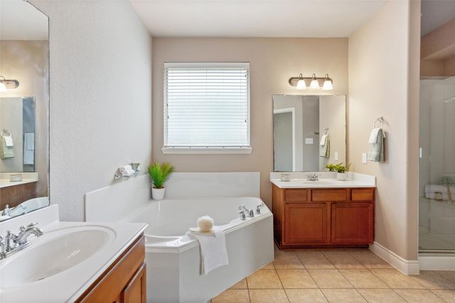 1055 Brigid Court, Dickinson, TX 77539