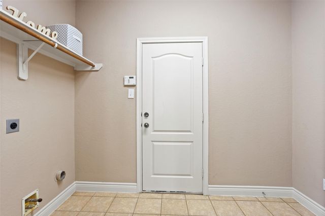 1055 Brigid Court, Dickinson, TX 77539