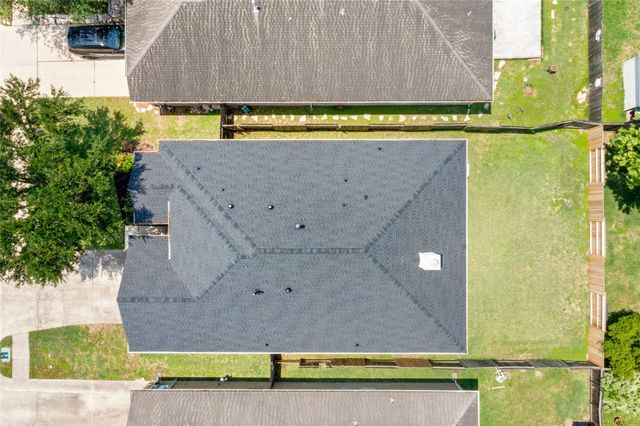 1055 Brigid Court, Dickinson, TX 77539