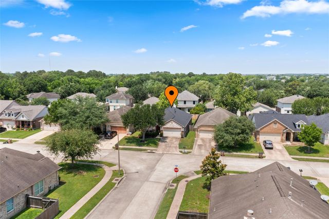 1055 Brigid Court, Dickinson, TX 77539