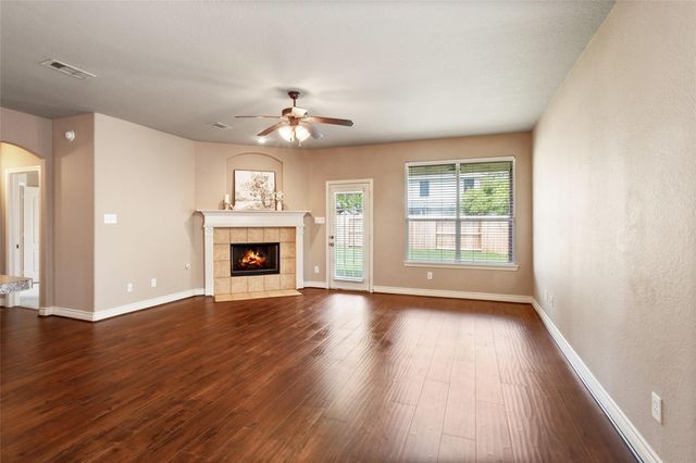 1055 Brigid Court, Dickinson, TX 77539