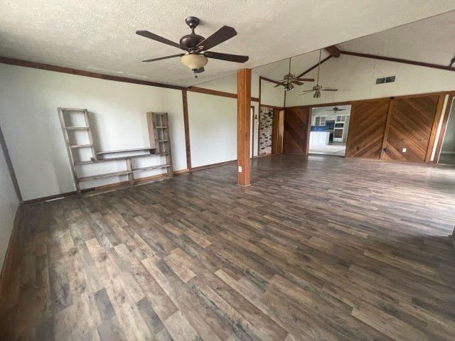 3010 Clearview Drive, Midlothian, TX 76065