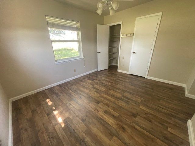 3010 Clearview Drive, Midlothian, TX 76065
