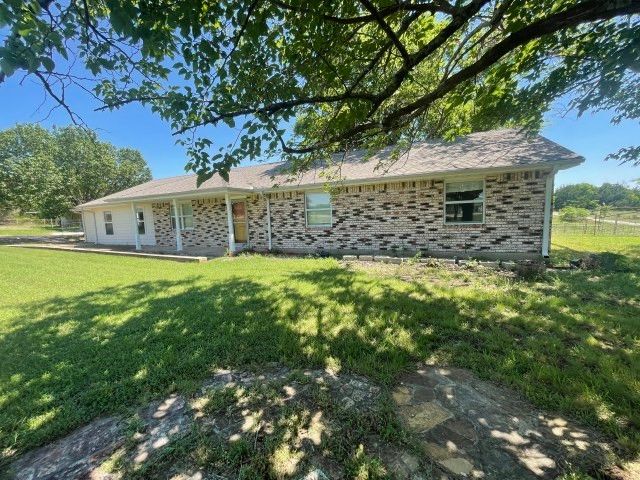 3010 Clearview Drive, Midlothian, TX 76065