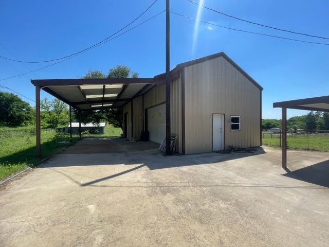 3010 Clearview Drive, Midlothian, TX 76065