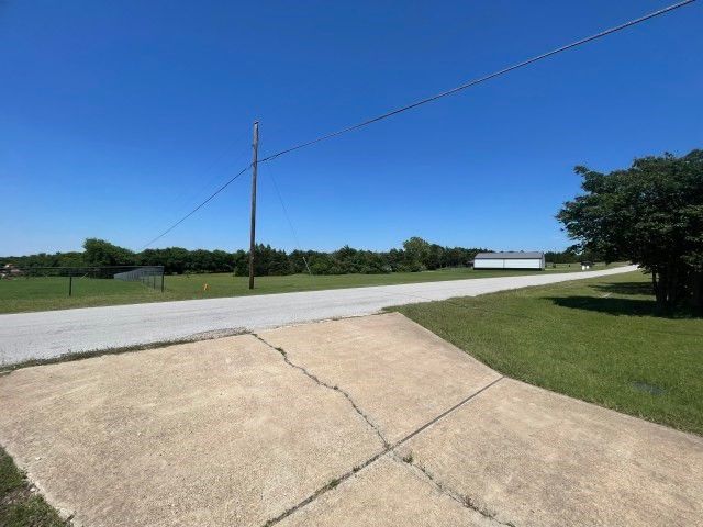 3010 Clearview Drive, Midlothian, TX 76065