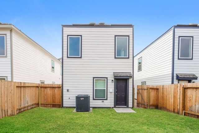 15264 Estrella East, Houston, TX 77073