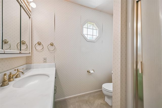 5022 Broadlawn Drive SE, Cedar Rapids, IA 52403