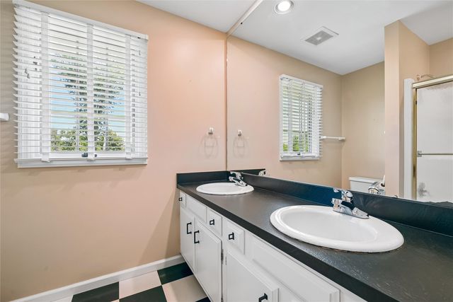 5022 Broadlawn Drive SE, Cedar Rapids, IA 52403