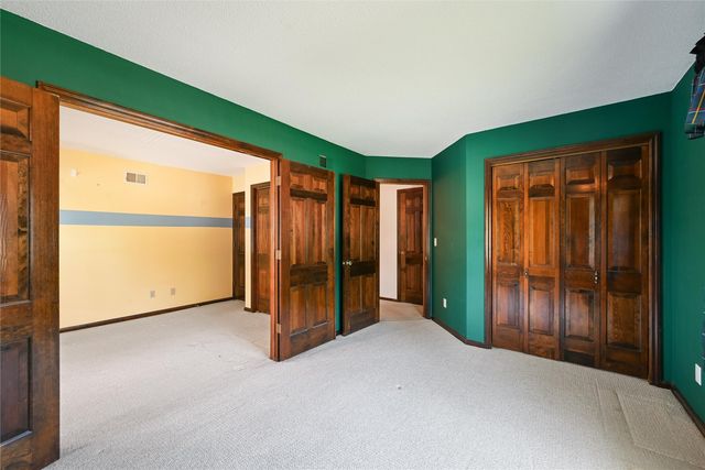 5022 Broadlawn Drive SE, Cedar Rapids, IA 52403