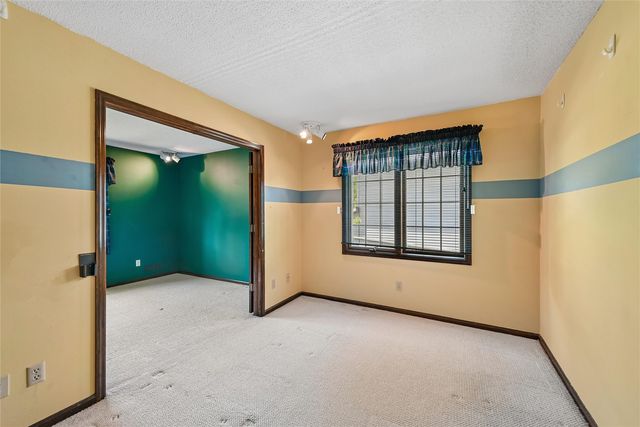 5022 Broadlawn Drive SE, Cedar Rapids, IA 52403