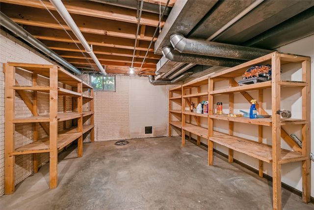 5022 Broadlawn Drive SE, Cedar Rapids, IA 52403