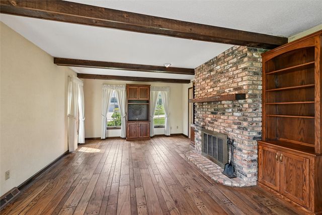 5022 Broadlawn Drive SE, Cedar Rapids, IA 52403