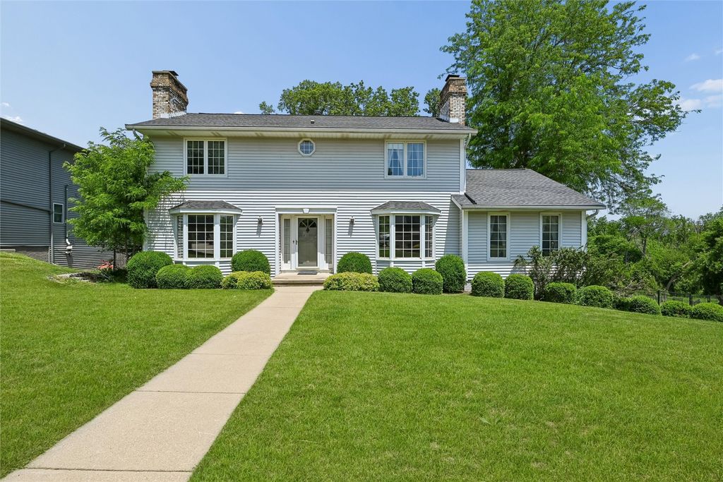 5022 Broadlawn Drive SE, Cedar Rapids, IA 52403
