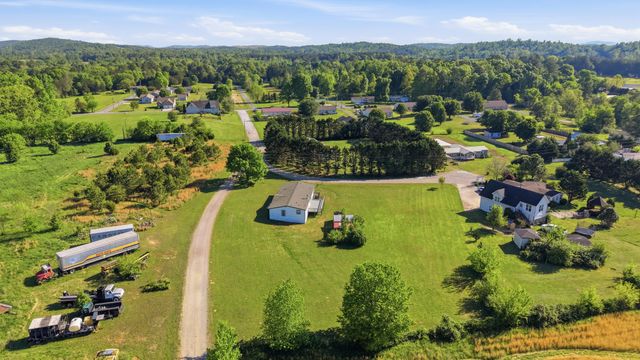 150 Corinth Trail, Mcdonald, TN 37353