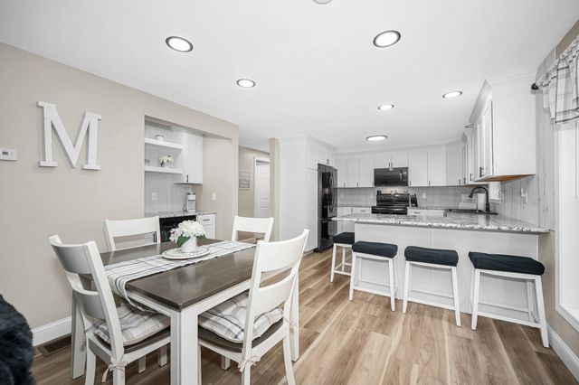 61 Barbara Lane, Hudson, NH 03051