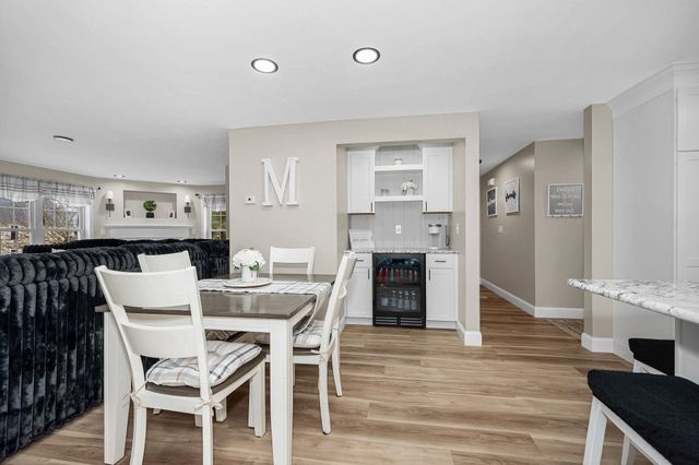 61 Barbara Lane, Hudson, NH 03051