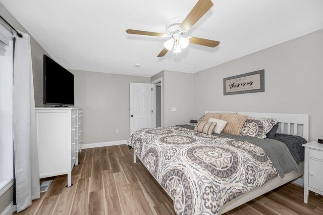 61 Barbara Lane, Hudson, NH 03051