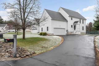 61 Barbara Lane, Hudson, NH 03051