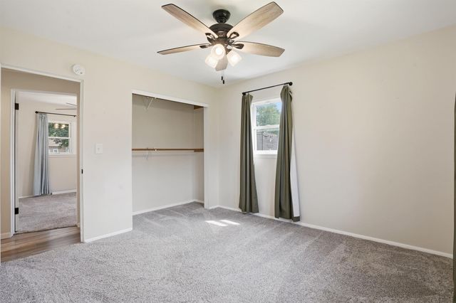322 Crestridge Drive, Waterloo, IA 50702