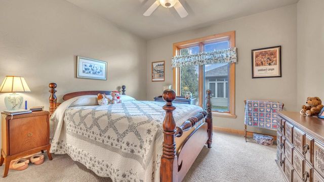 68 Aurora LANE, Fond Du Lac, WI 54935