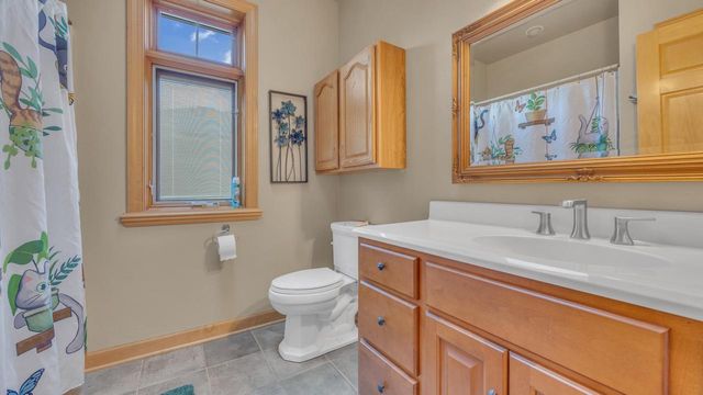 68 Aurora LANE, Fond Du Lac, WI 54935